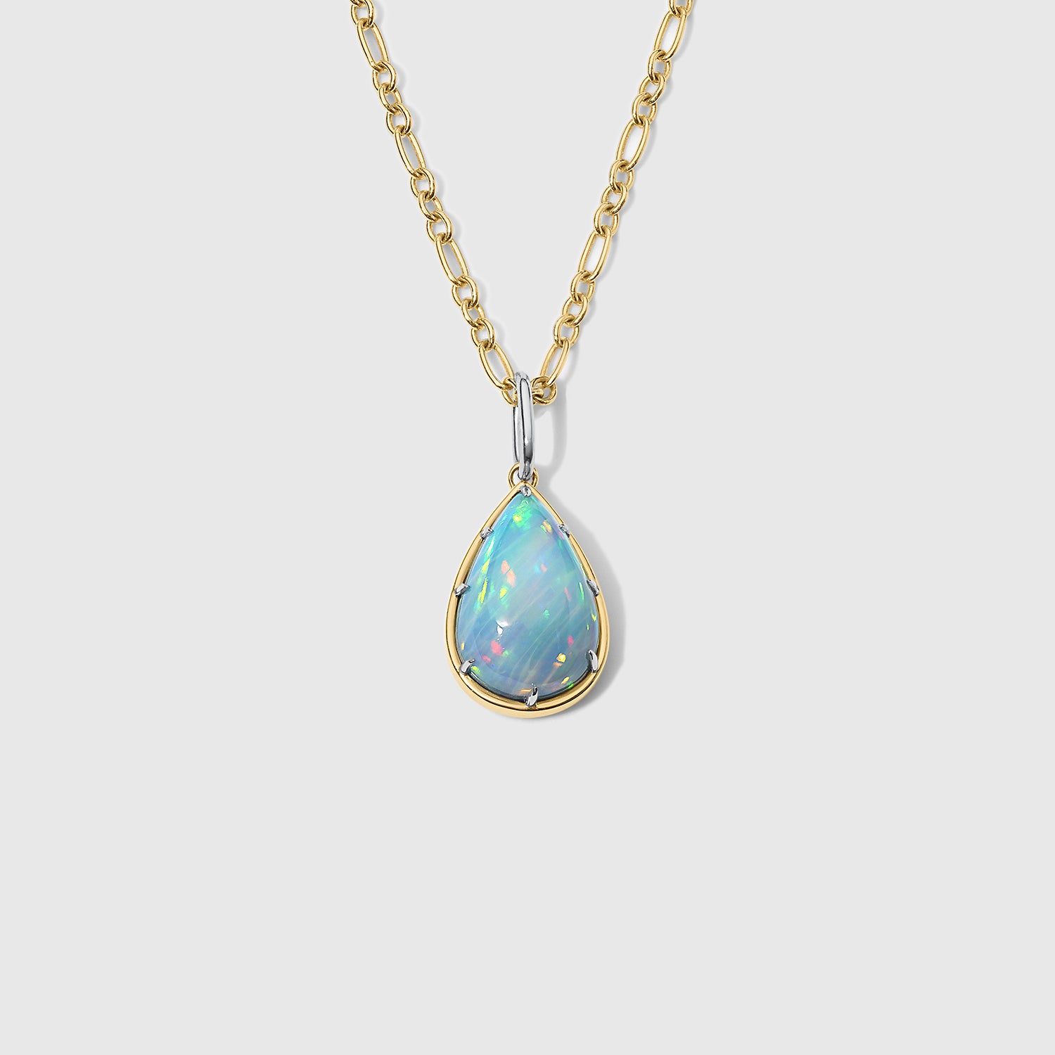 OPAL 8-PRONG PENDANT