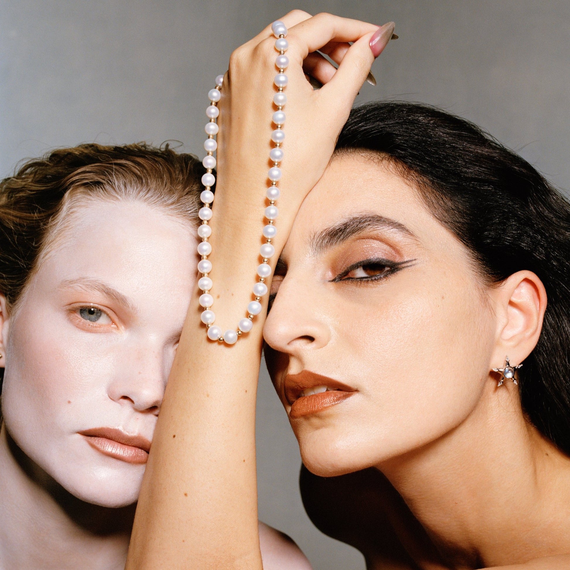 PULSE NECKLACE - PEARL