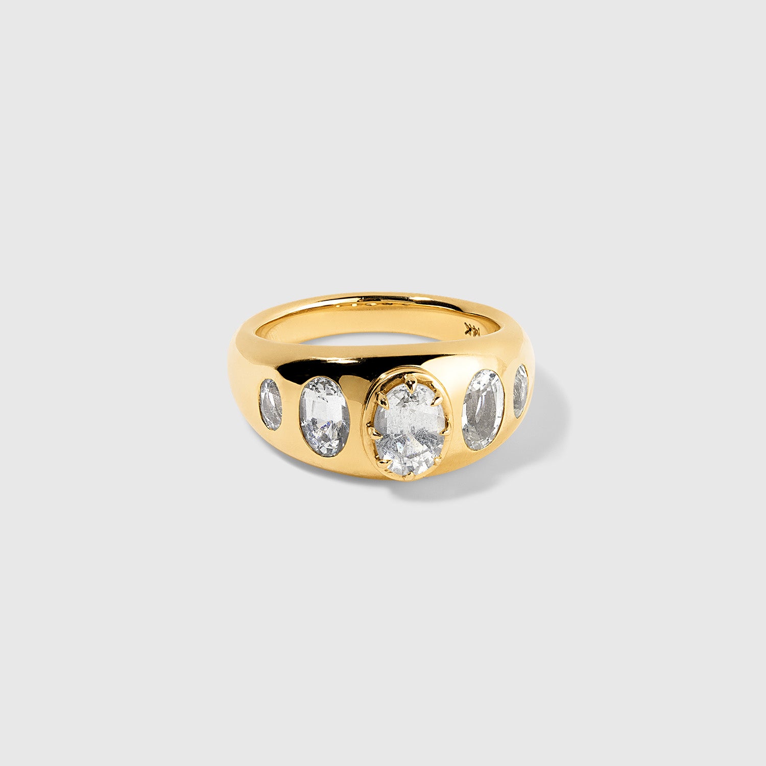 SMALL HIGH TOP RING - WHITE GARNET