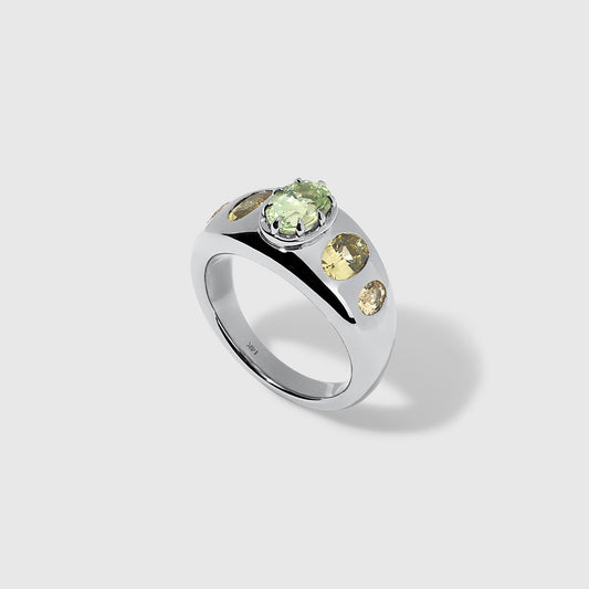 SMALL HIGH TOP RING - GREEN GARNET