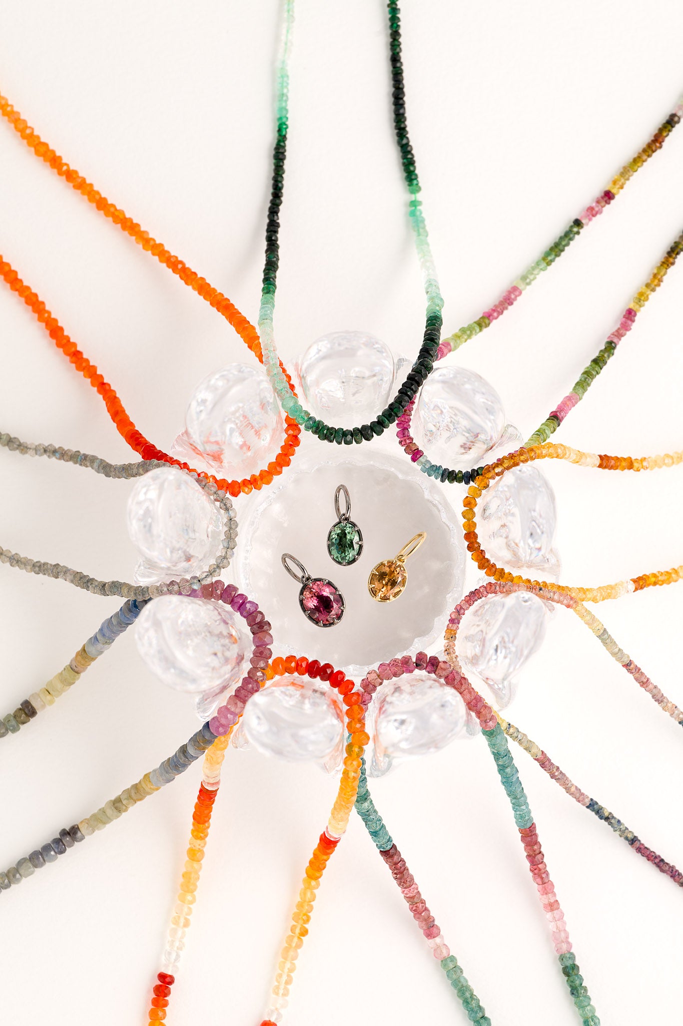 SMALL 8-PRONG CHARM - GREEN TOURMALINE